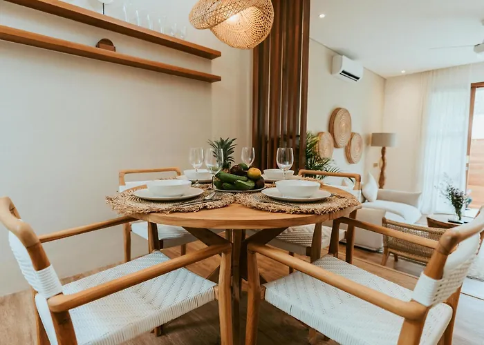 Private Pool, Skylight Bathtub, Dreamy Pool And Serene Greenery In Canggu! Villa *
