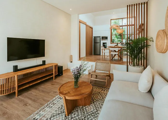 Private Pool, Skylight Bathtub, Dreamy Pool And Serene Greenery In Canggu! Canggu (Bali)