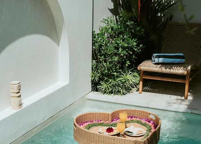 Private Pool, Skylight Bathtub, Dreamy Pool And Serene Greenery In Canggu! Villa Canggu (Bali)
