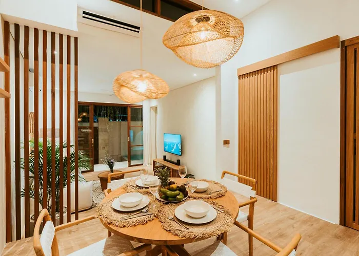 Villa Private Pool, Skylight Bathtub, Dreamy Pool And Serene Greenery In Canggu! Canggu (Bali)