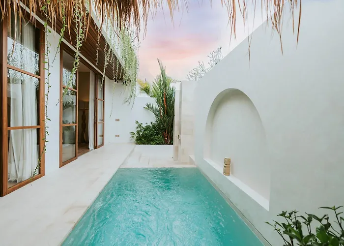 Private Pool, Skylight Bathtub, Dreamy Pool And Serene Greenery In Canggu! Villa