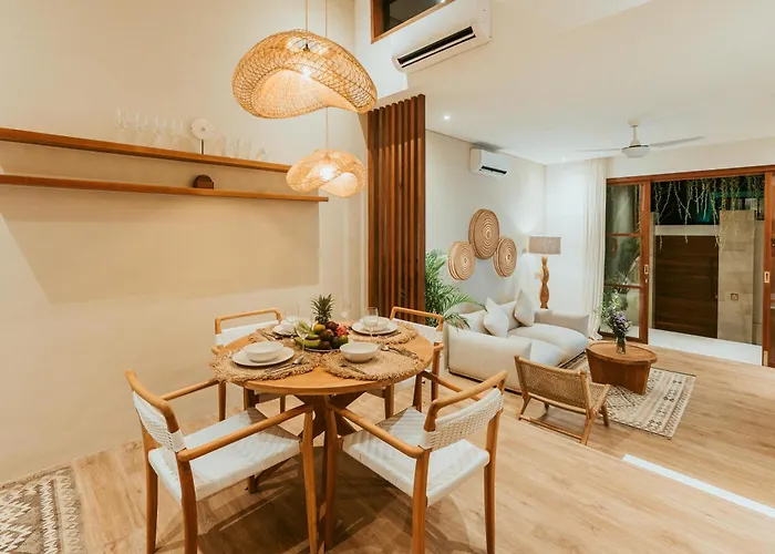 Villa Private Pool, Skylight Bathtub, Dreamy Pool And Serene Greenery In Canggu! *