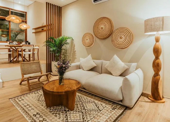Private Pool, Skylight Bathtub, Dreamy Pool And Serene Greenery In Canggu! Villa Canggu (Bali)