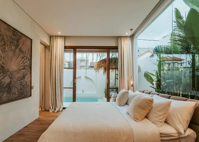 Villa Private Pool, Skylight Bathtub, Dreamy Pool And Serene Greenery In Canggu! *