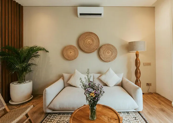 Private Pool, Skylight Bathtub, Dreamy Pool And Serene Greenery In Canggu! Canggu (Bali)